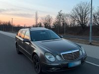 Gebraucht Mercedes E220 178 PS (130 kW) 2007 Grau Kombi