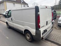 Gebraucht Renault Trafic 90 PS (66 kW) 2010 Weiß Van / Kleinbus