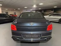 Gebraucht Bentley Flying Spur 551 PS (405 kW) 2022 Meteor Limousine