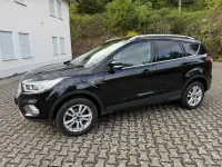 Usata Ford Kuga 150 CV (110 kW) 2017 Nero SUV