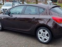 Gebraucht Opel Astra 110 PS (80 kW) 2012 Kleinwagen