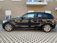 Gebraucht BMW 120 177 PS (130 kW) 2009 Schwarz Kleinwagen
