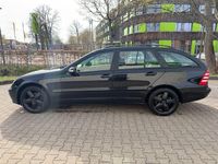 Second-hand Mercedes C180 143 CP (105 kW) 2007 Negru Break