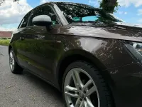 Gebraucht Audi A1 S-Line 86 PS (63 kW) 2012 Braun Kleinwagen