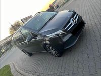 Gebraucht Mercedes V300 239 PS (175 kW) 2020 Grau Van / Kleinbus