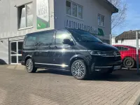 Gebraucht VW Multivan Highline 204 PS (150 kW) 2023 Schwarz Van / Kleinbus