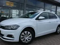 Gebraucht VW Polo Comfortline 80 PS (58 kW) 2019 Weiß Kleinwagen