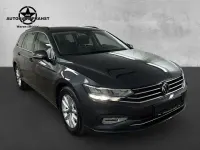 Gebraucht VW Passat Business 150 PS (110 kW) 2023 Grau Kombi