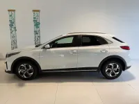 Neu Kia XCeed City 150 PS (110 kW) 2026 Deluxe white SUV