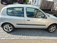 Gebraucht Renault Clio II Authentique 58 PS (42 kW) 2003 Silber Limousine
