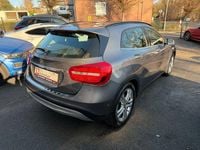 Gebraucht Mercedes GLA220 170 PS (125 kW) 2015 Grau SUV