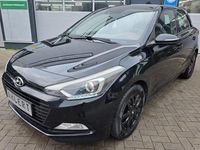 Gebraucht Hyundai i20 Style 101 PS (74 kW) 2016 Schwarz Kleinwagen
