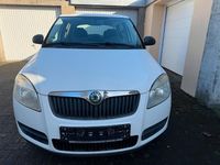 Gebraucht Skoda Fabia 60 PS (44 kW) 2009 Weiß Limousine
