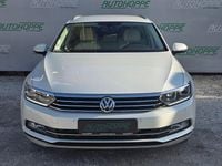 Gebraucht VW Passat Highline 179 PS (131 kW) 2018 Oryxweiß perlmutteffekt Kombi