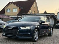 Gebraucht Audi A3 Comfort 150 PS (110 kW) 2020 Blau Limousine