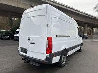 Gebraucht Mercedes Sprinter 163 PS (119 kW) 2019 Arktikweiss Van