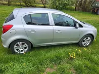 Używany Opel Corsa Eco 86 KM (63 kW) 2010 Srebrny Hatchback