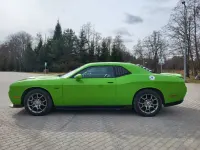 Używany Dodge Challenger 305 KM (224 kW) 2017 Zielony Coupe