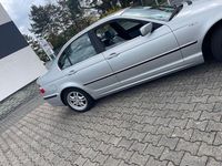 Gebraucht BMW 318 143 PS (105 kW) 2004 Silber Limousine