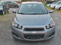 Gebraucht Chevrolet Aveo 75 PS (55 kW) 2013 Grau Kleinwagen