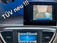 Second-hand Chrysler Pacifica 286 CP (210 kW) 2018 Albastru Monovolum