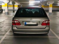 Gebraucht Mercedes E200 Avantgarde 163 PS (119 kW) 2003 Silber Kombi