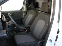 Gebraucht Ford Transit Trend 101 PS (74 kW) 2025 Frostweiß Van / Kleinbus