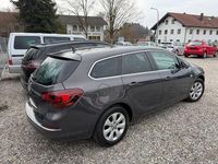 Gebraucht Opel Astra Exklusiv 120 PS (88 kW) 2016 Grau Kombi