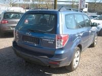 Gebraucht Subaru Forester 147 PS (108 kW) 2012 Blau SUV
