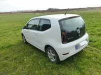 Używany VW up! 68 KM (50 kW) 2016 Biały Hatchback