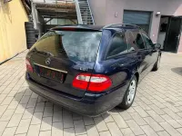 Gebraucht Mercedes E220 Classic 150 PS (110 kW) 2005 Blau Limousine