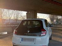 Gebraucht Renault Twingo Dynamique 71 PS (52 kW) 2014 Blau Kleinwagen