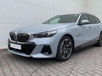 Neu BMW 530e M Sport 299 PS (219 kW) 2026 M brooklyn grau metallic Kombi