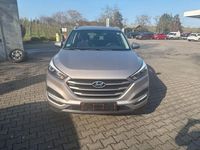 Gebraucht Hyundai Tucson Classic 132 PS (97 kW) 2017 Gold SUV