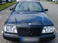 Gebraucht Mercedes E220 150 PS (110 kW) 1995 Schwarz Coupé