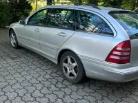 Gebraucht Mercedes C200 2003 Silber Kombi