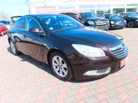 Gebraucht Opel Insignia Edition 160 PS (117 kW) 2011 Braun Limousine