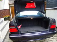 Gebraucht Mercedes E270 Avantgarde 231 PS (169 kW) 2000 Blau Limousine