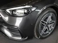 Gebraucht Mercedes C200 AMG 163 PS (119 kW) 2024 Metalliclack graphitgrau Kombi