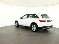 Gebraucht Mercedes GLC250 204 PS (150 kW) 2018 Unilack polarweiß SUV