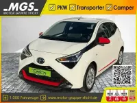 Gebraucht Toyota Aygo X-play 72 PS (52 kW) 2019 Weiß Kleinwagen