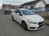 Gebraucht BMW 218 Active Tourer Sport Line 150 PS (110 kW) 2016 Weiß Van / Kleinbus
