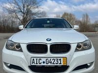 Gebraucht BMW 316 116 PS (85 kW) 2011 Weiß Kombi