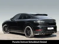 Gebraucht Porsche Cayenne GTS 460 PS (338 kW) 2021 Schwarz SUV