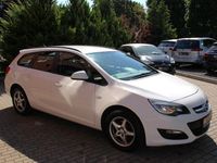 Gebraucht Opel Astra Selection 110 PS (80 kW) 2015 Weiß Kombi