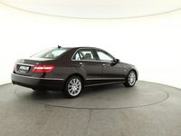 Gebraucht Mercedes E350 Avantgarde 265 PS (194 kW) 2010 Cupritbraun Limousine