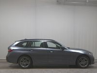 Gebraucht BMW 320 Sport Line 190 PS (139 kW) 2021 Grau Kombi