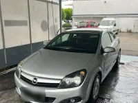 Gebraucht Opel Astra GTC 90 PS (66 kW) 2005 Silber Coupé