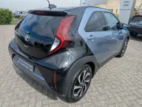 Gebraucht Toyota Aygo X 72 PS (52 kW) 2025 Grau SUV