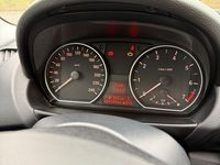 Gebraucht BMW 116 122 PS (89 kW) 2008 Schwarz Kleinwagen
